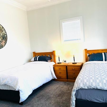 Holiday Home Close To Beach Private Parking Dunedin Exterior photo